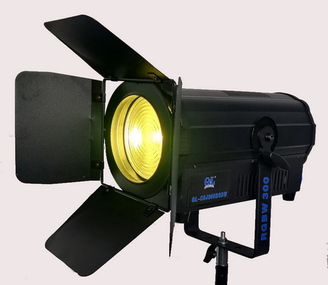 Generell RGBW 300W Fresnel-Spiegellicht (Fresnel-Objektiv) fournisseur