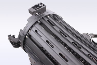 TV-Studio-Leuchten 200W LED-Fresnel-Bühnenbeleuchtung Bi Farbe Hohe TLCI/CRI mit DMX-Steuerung ((Pole-Operated Yoke) fournisseur