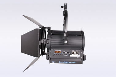 TV-Studio-Leuchten 200W LED-Fresnel-Bühnenbeleuchtung Bi Farbe Hohe TLCI/CRI mit DMX-Steuerung ((Pole-Operated Yoke) fournisseur